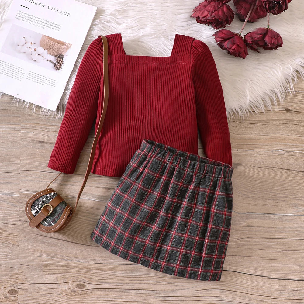 Conjunto Inverno Vermelho com Saia Xadrez