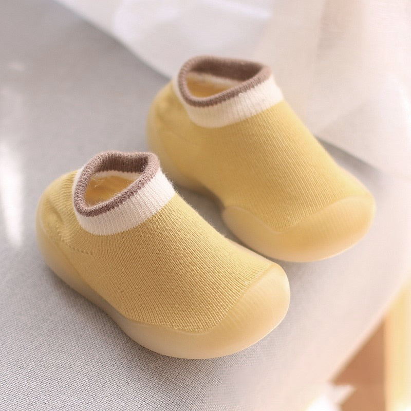 Sapato Meia Primeiros Passos Sapato Meia Loja Click Certo Amarelo e Marrom 0-6 Meses Palminha 11.5cm 